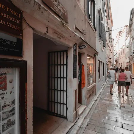 Apartmán The Crown Of Borelli - Grand Penthouse In Old Town *