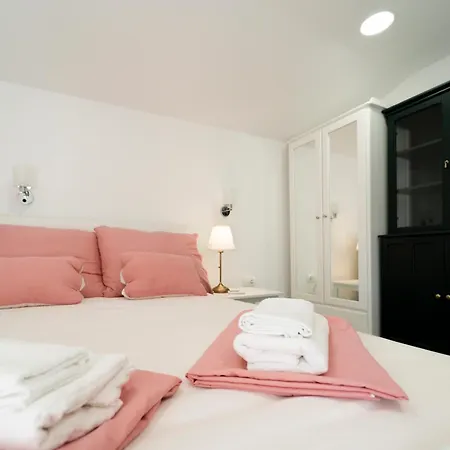 The Crown Of Borelli - Grand Penthouse In Old Town Apartament